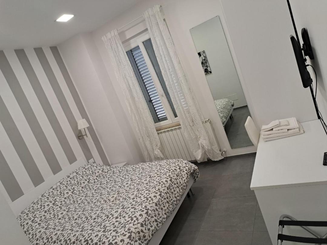 Massaro Apartments Via Firenze Pescara Abruzzo Ngoại thất bức ảnh